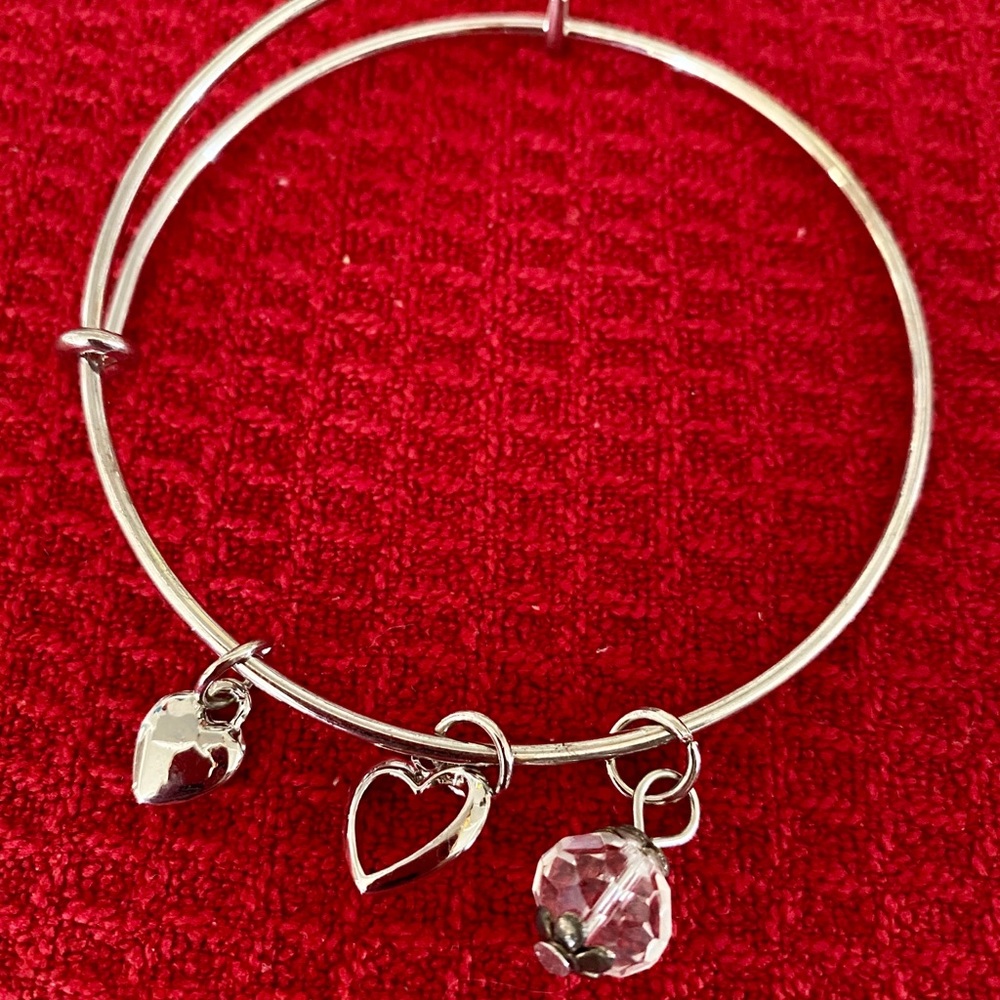 Bracelet Adjustable Silver Dangle Hearts - Picture 1 of 1